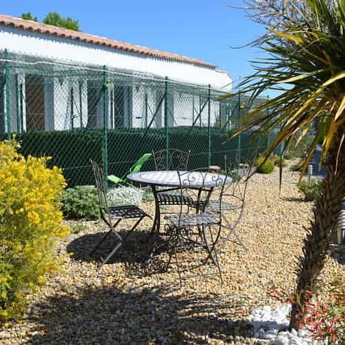 environnement des chambres individuelles pension pour chats montpellier herault environnement-des-chambres-individuelles-pension-pour-chats-montpellier-herault